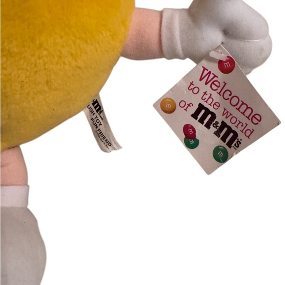 M&M Mars Chocolate Candy NWT Vintage 1994 yellow plush fun friend stuffed toy - Picture 3 of 5